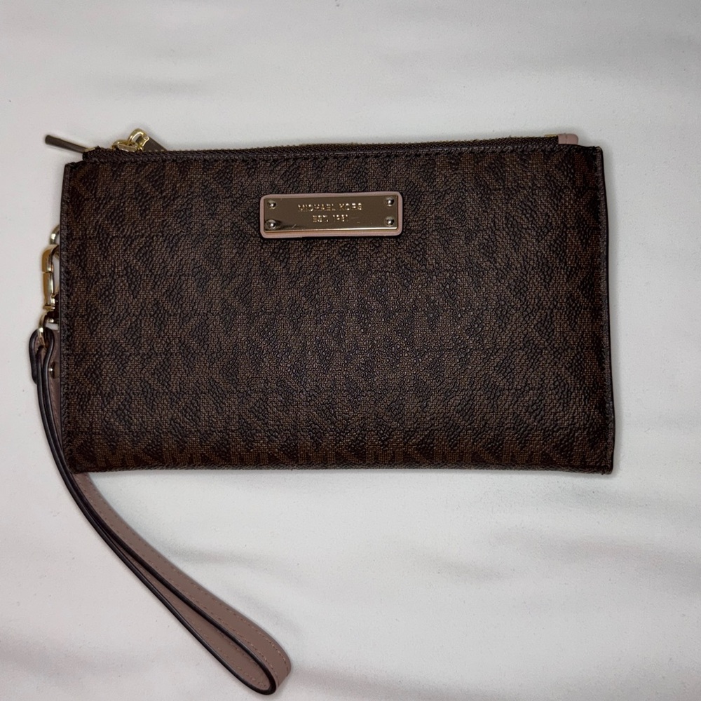MICHAEL MICHAEL KORS‎ Adele Logo Smartphone wristlet Wallet - Picture 3 of 12